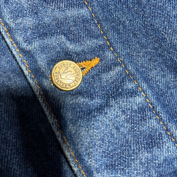 Marlboro Blue Denim Jacket with Brown Collar - Picture 4 of 4